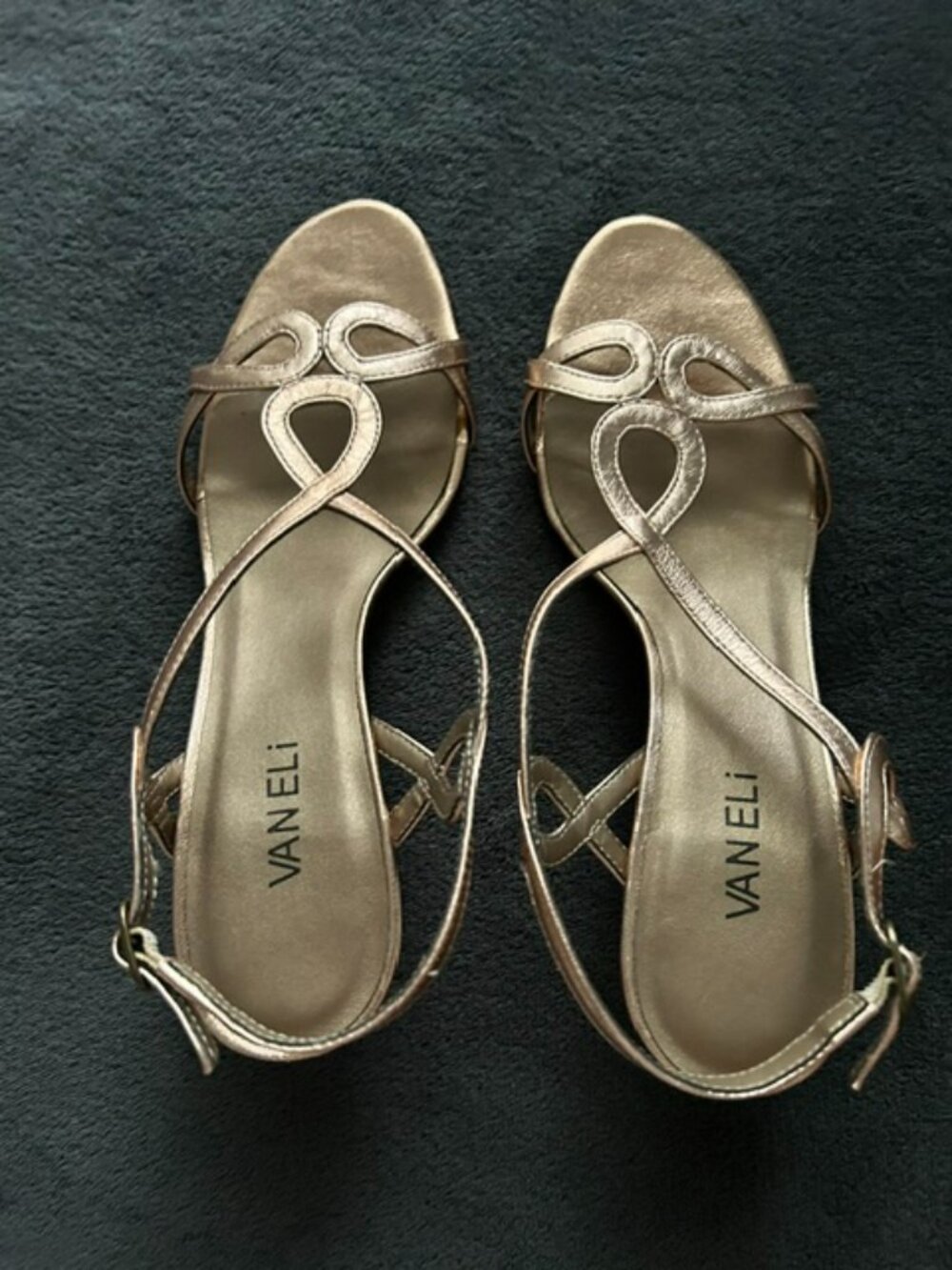 NWT Vaneli Milbie Women's Sandals, Rose Gold, Size 8M